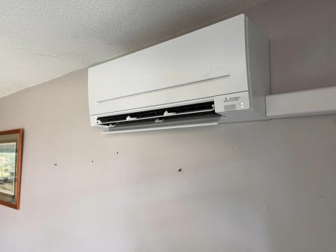 Installation d'une climatisation dans un appartement à La Buisse