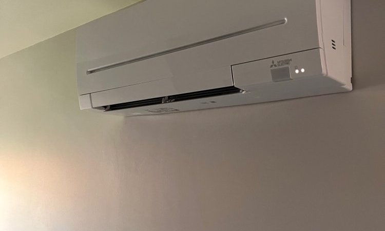 Installation d'une climatisation bi-splits Mitsubishi par GDCONCEPT